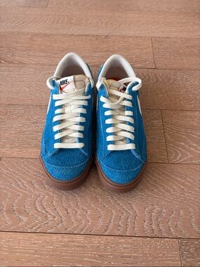 Nike Blue Suede blazer shoe with Cream Laces and Brown Sole